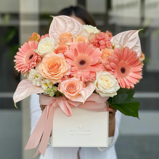 aranjament_floral_cutie_trandafiri_gerbera_anthurium_florarie_brasov