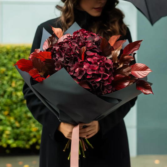 buchet_hortensie_bordeaux_frunze_stejar_buchete_toamna_florarie_brasov_flori_brasov